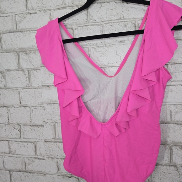 Hot pink one-piece low back swimsuit - Picture 9 of 12